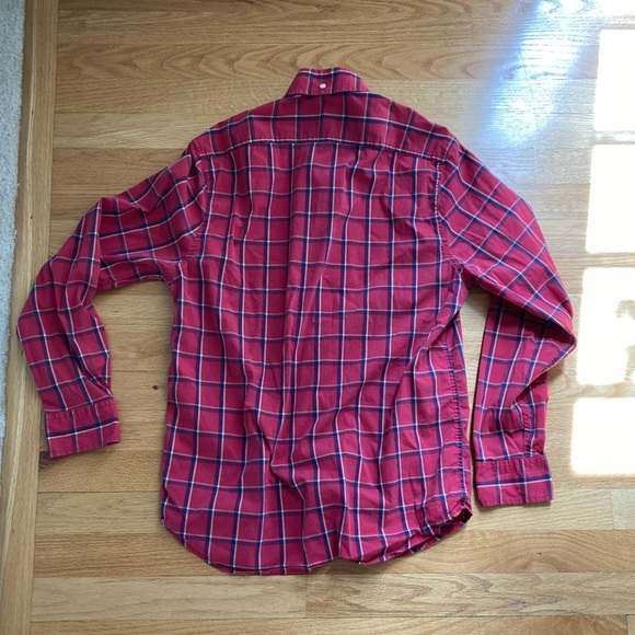 Lot of chubbies tops. Two stretch button downs and on lounge sweatshirt - Picture 11 of 11